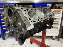 Load image into Gallery viewer, 5.4 Short Block - Lightning Track Warrior 1500HP 2V 3V 4V - Cast Iron Block